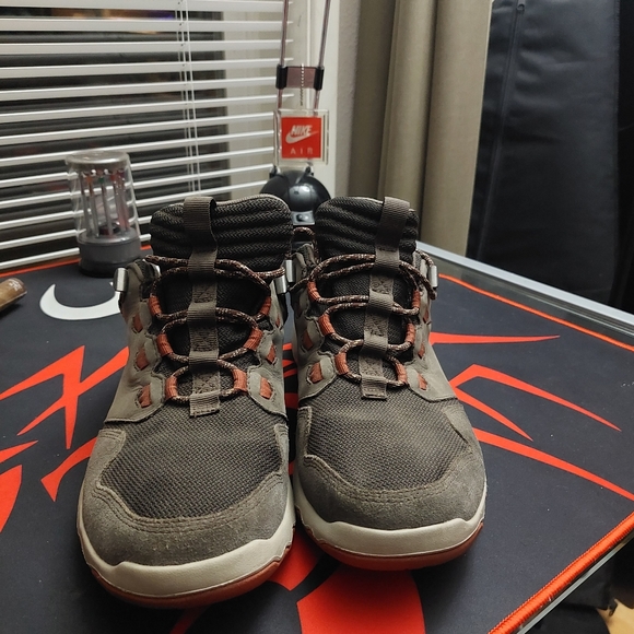 Teva trail shoes - Picture 2 of 5